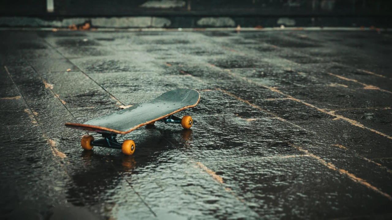 Can Skateboard Get Wet?