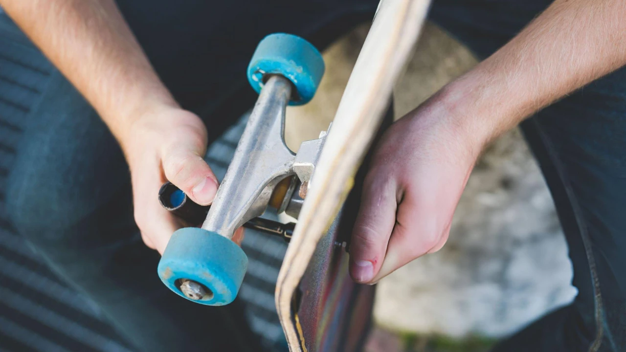 How to Clean Skateboard Wheels
