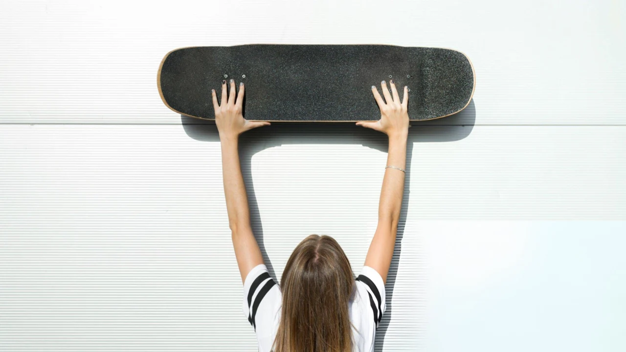 Best skateboard wall mount